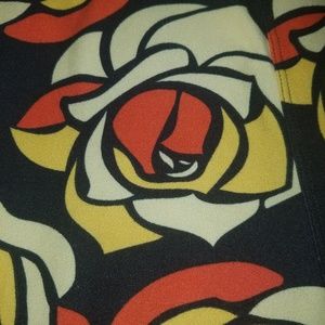 TC Disney rose Lularoe leggings